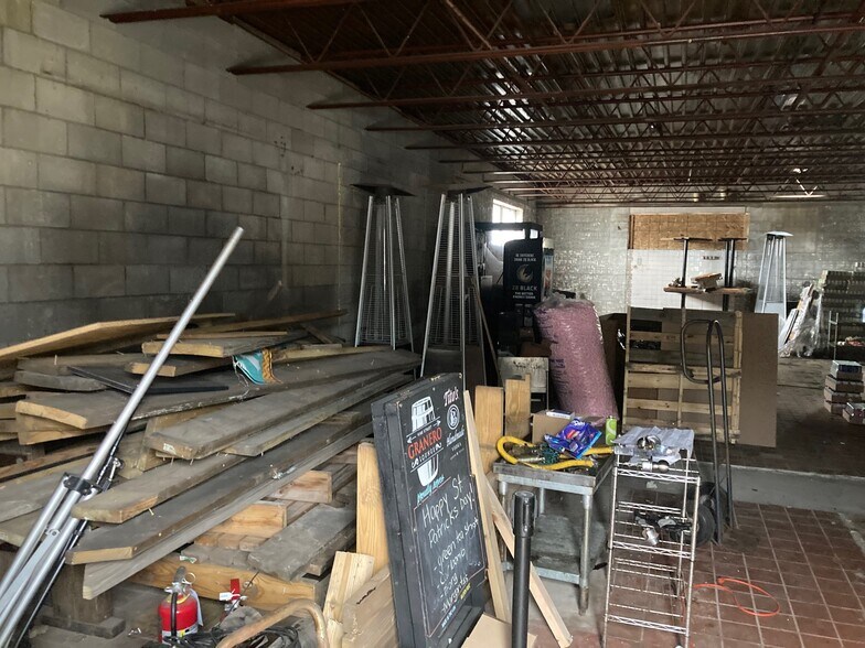 More Photos Of 907 W Broad St, Columbus Restaurant For Sale