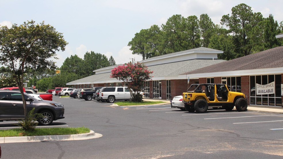 More Photos Of 12385 Sorrento Rd, Pensacola Coworking Space
