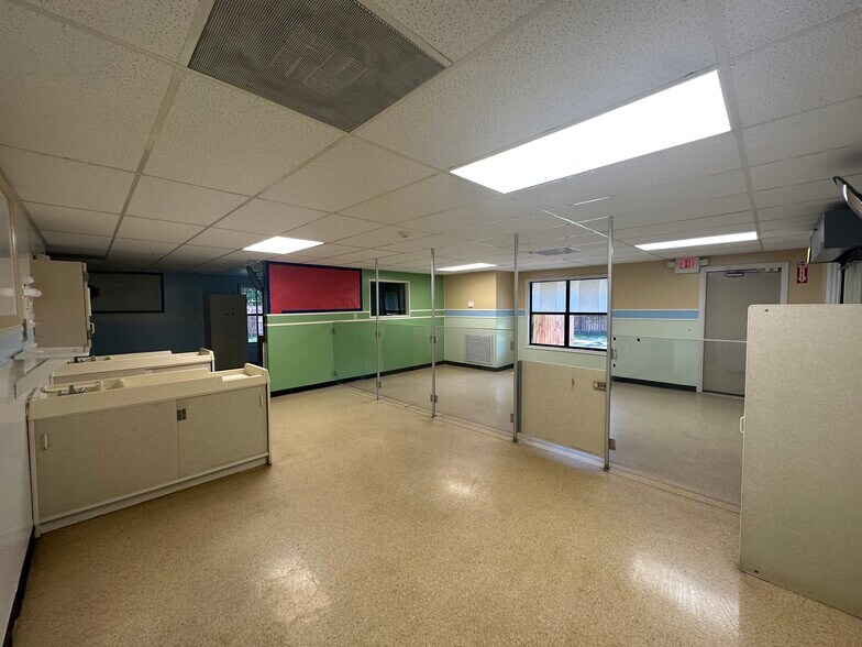More Photos Of 6036 Tara Hill Dr, Dublin Daycare Center For Lease