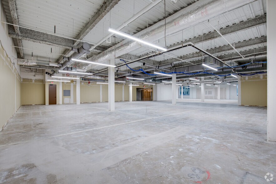 More Photos Of 651 Nicollet Mall, Minneapolis Office For Sale