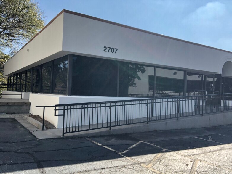 More Photos Of 2707 Buford Hwy, Atlanta Office For Sale