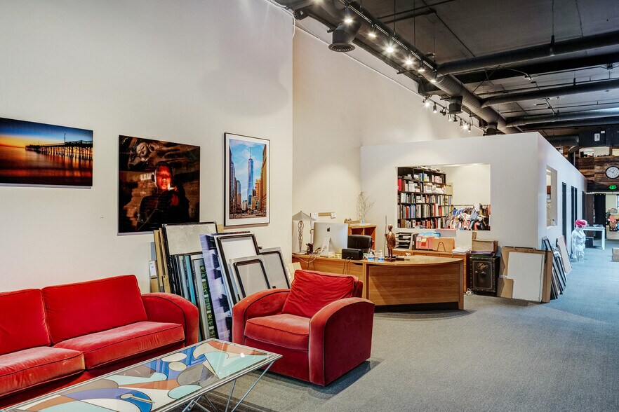 More Photos Of 200-208 N Broadway, Santa Ana Storefront Retail Office For Lease