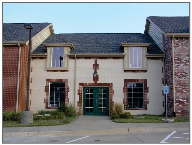 More Photos Of 2400-2416 W Detroit St, Broken Arrow Medical For Sale