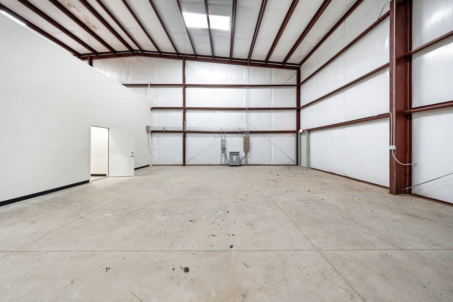 More Photos Of 1400 S State Hwy 78, Farmersville Industrial For Lease