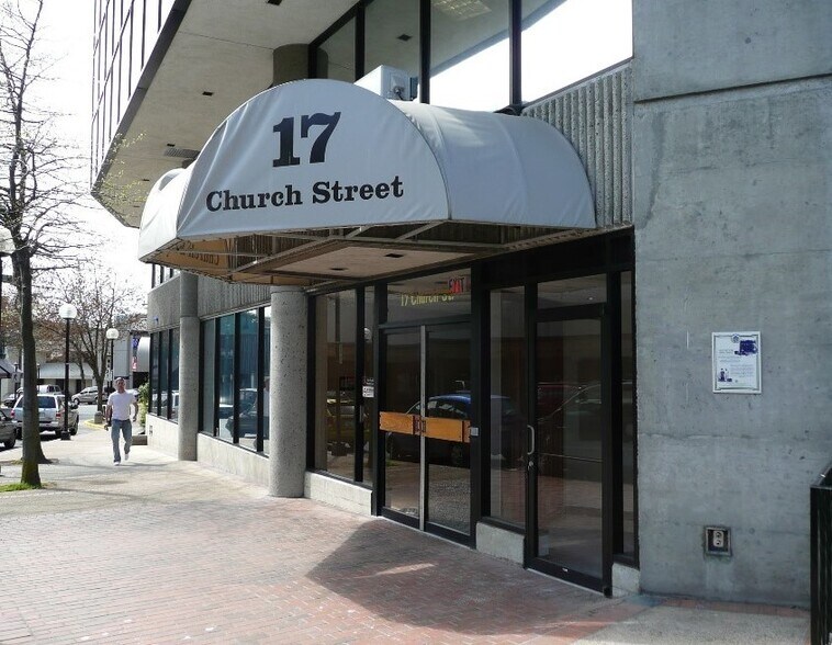 More Photos Of 17 Church St, Nanaimo Office For Lease