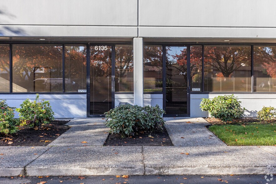 More Photos Of 6135 NE 80th Ave, Portland Unknown For Lease