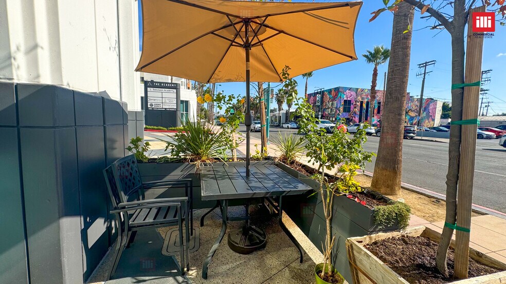 More Photos Of 5200 Lankershim Blvd, North Hollywood Loft Creative Space For Lease