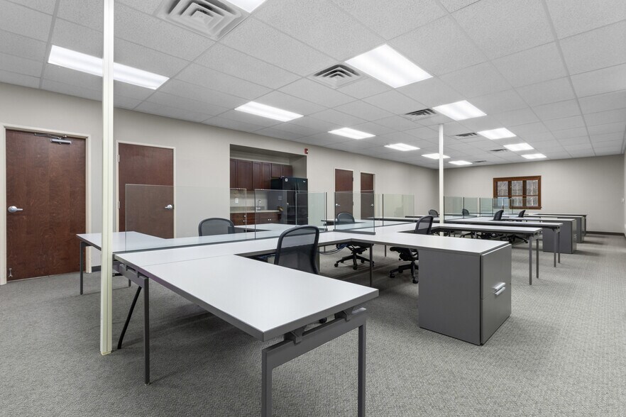 More Photos Of 695 Pro Med Ln, Carmel Medical For Sale