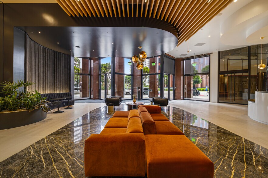 More Photos Of 11755 Wilshire Blvd, Los Angeles Office For Lease