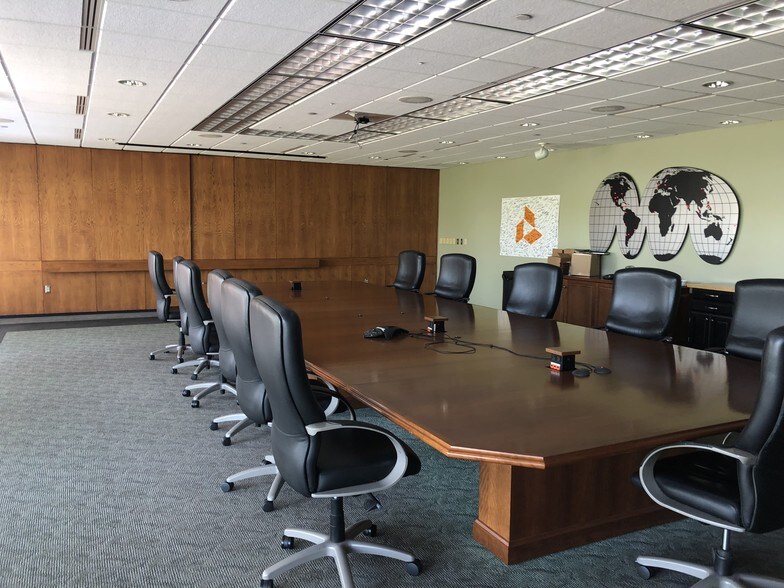 More Photos Of 101 Yorkshire Blvd, Lexington Office For Lease