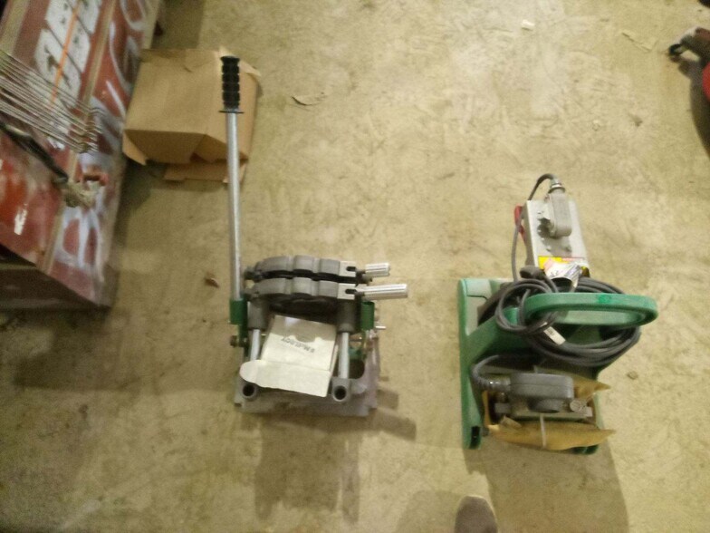 More Photos Of 224 Michael Ln, New Berlin Racetrack For Sale