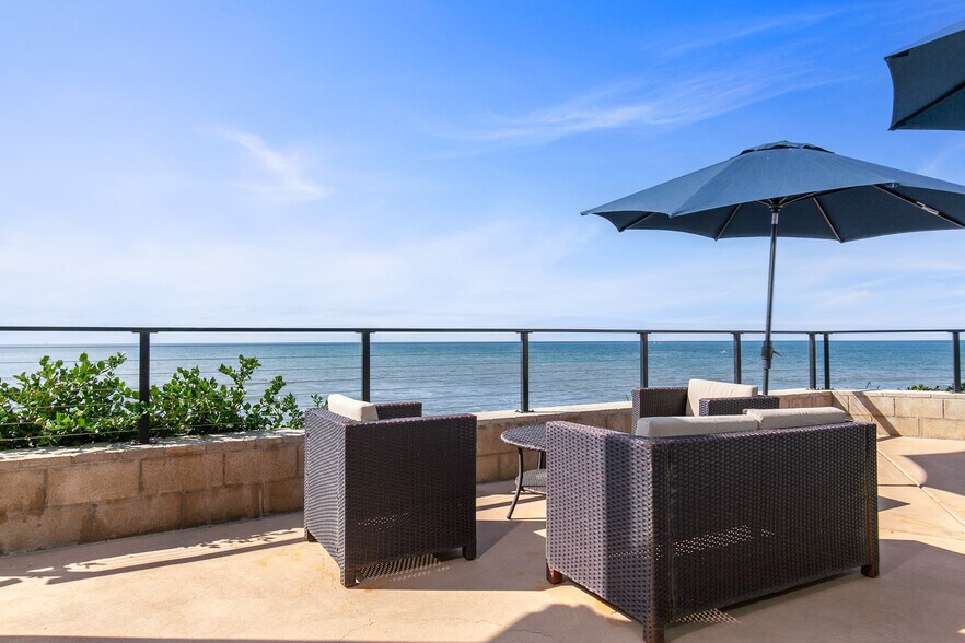 More Photos Of 1476-80 Pescadero Dr, San Diego Apartments For Sale