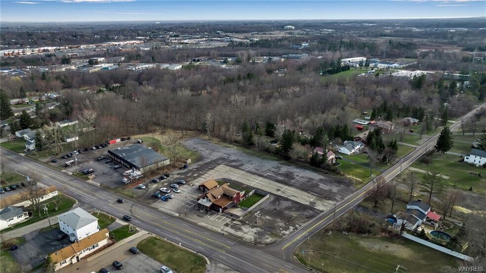 More Photos Of 3719 Abbott Rd, Orchard Park Restaurant For Sale