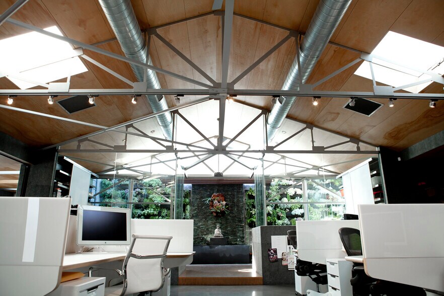 More Photos Of 3459 Motor Ave, Los Angeles Loft Creative Space For Lease