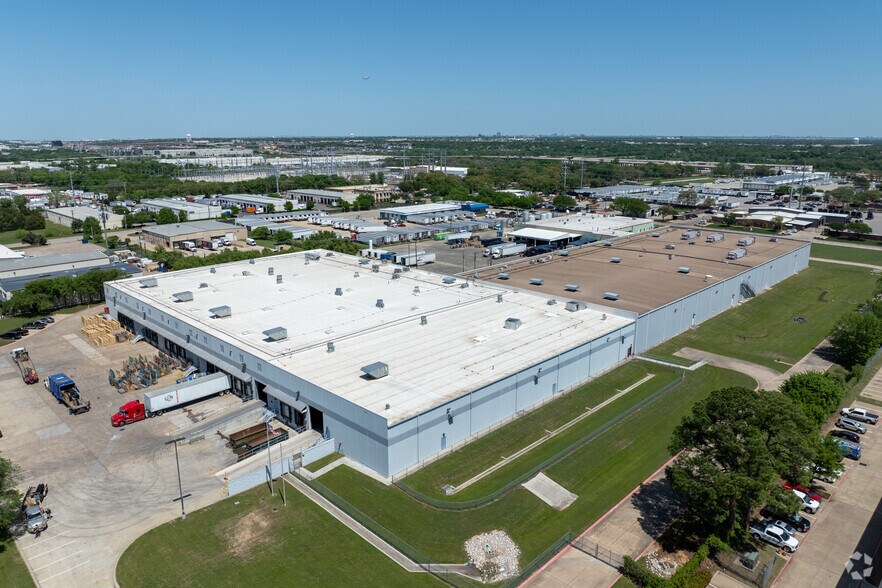 More Photos Of 3405 Roy Orr Blvd, Grand Prairie Warehouse For Lease