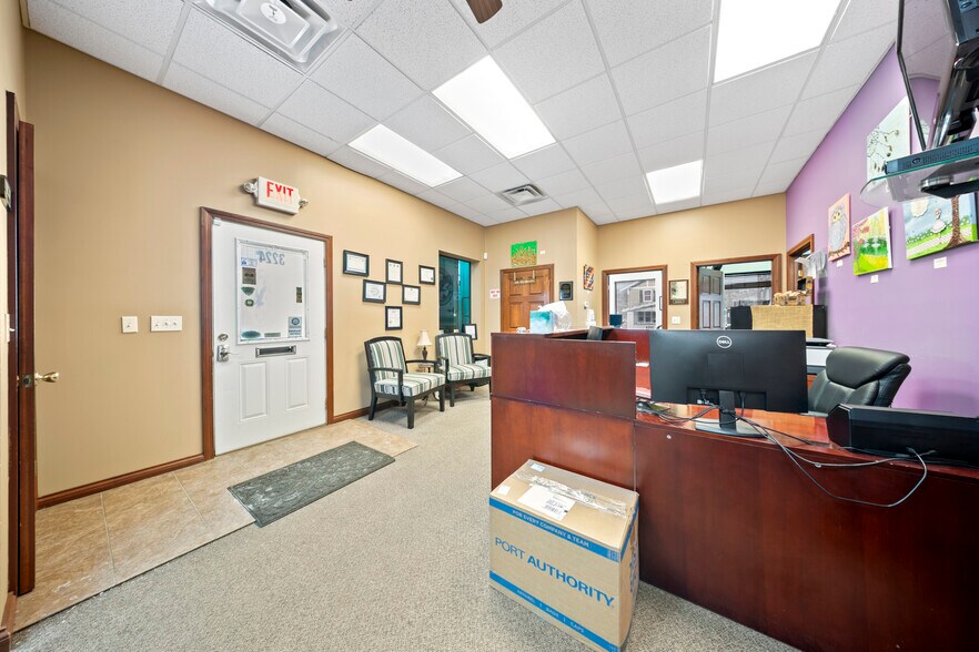 More Photos Of 3224 Winchester Ave, Ashland Flex For Sale