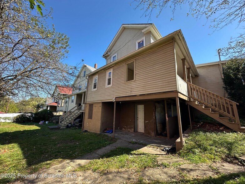 More Photos Of 433-439 Main Rd, Hanover Township General Retail For Sale