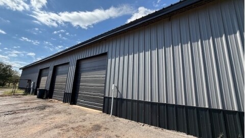 More Photos Of 930 SW 24th Ave, Goldsby Industrial For Lease