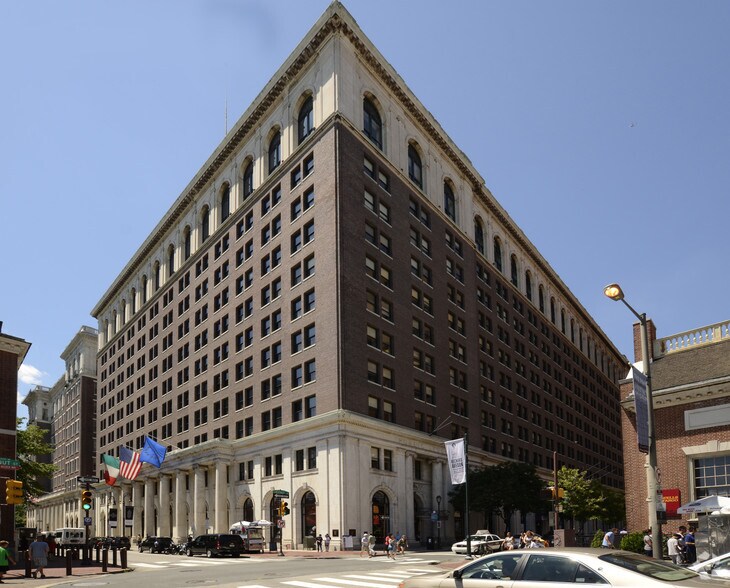More Photos Of 150 S Independence Mall W, Philadelphia Apartments For Lease