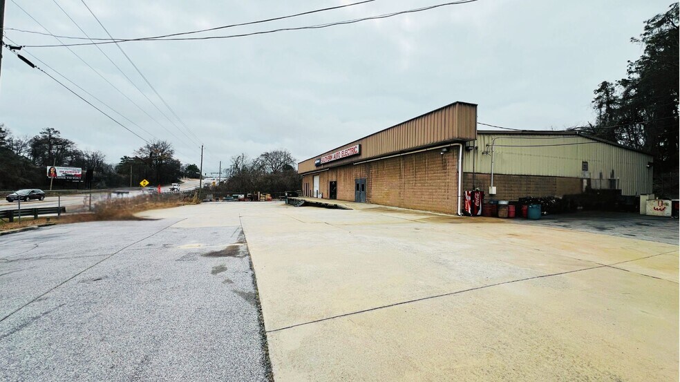 More Photos Of 3975 Moreland Ave, Conley Industrial For Lease