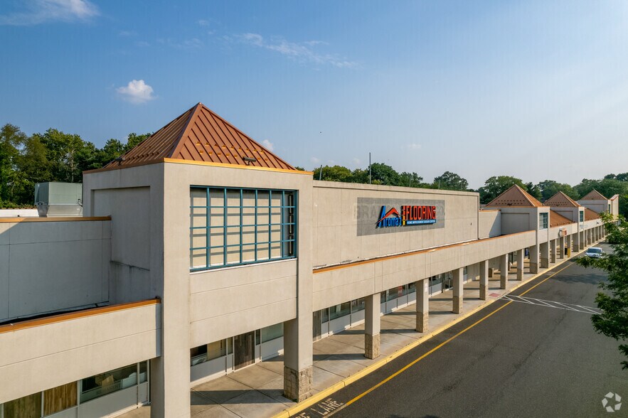 More Photos Of 1210 Route 130 N, Cinnaminson Storefront For Lease