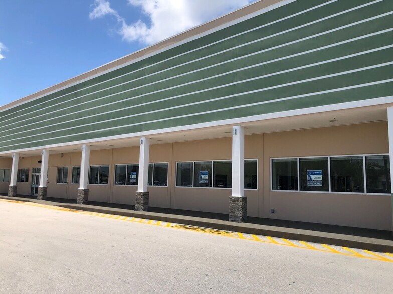 More Photos Of 10101-10501 Pines Blvd, Pembroke Pines Unknown For Lease