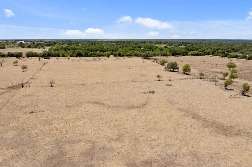 More Photos Of 1150 County Road 308, Jarrell Land For Sale