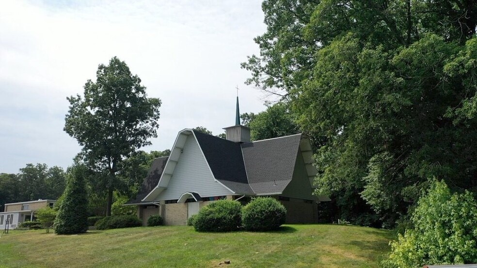 More Photos Of 5203 Manchester Dr, Temple Hills Religious Facility For Sale
