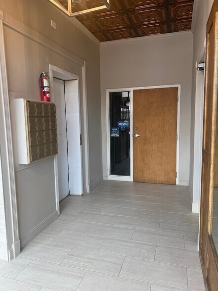 More Photos Of 708 Main St, Caldwell Storefront Retail Office For Lease