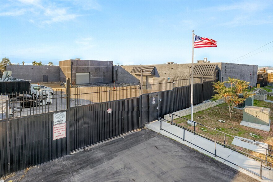 Primary Photo Of 44211 Yucca Ave, Lancaster Warehouse For Sale