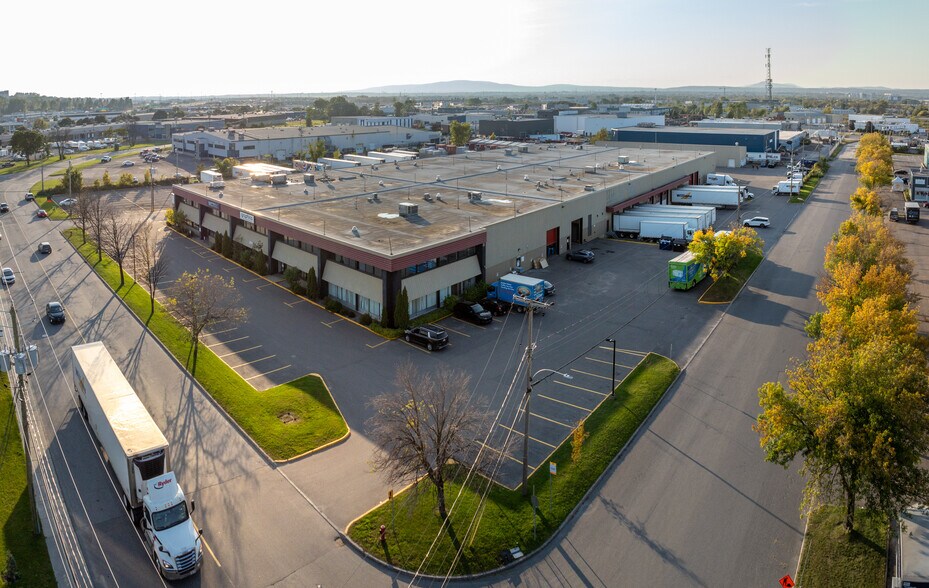 More Photos Of 1670 Rue Semple, Québec Manufacturing For Lease