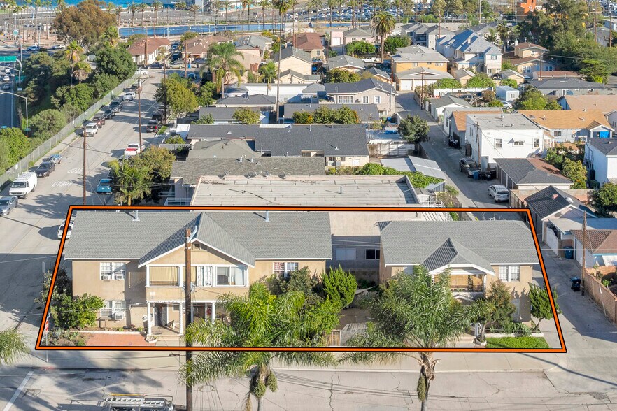 More Photos Of 522 N Centre St, San Pedro Apartments For Sale
