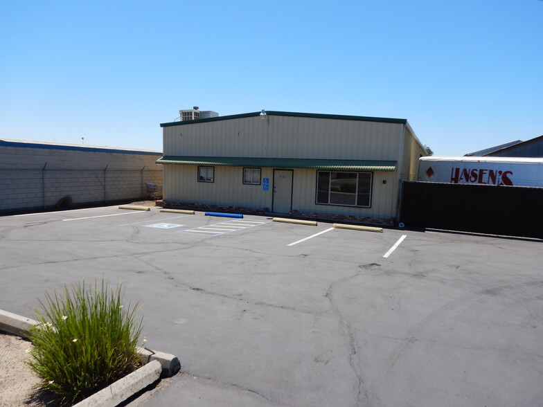 Primary Photo Of 6101 N Winton Way, Winton Manufacturing For Lease