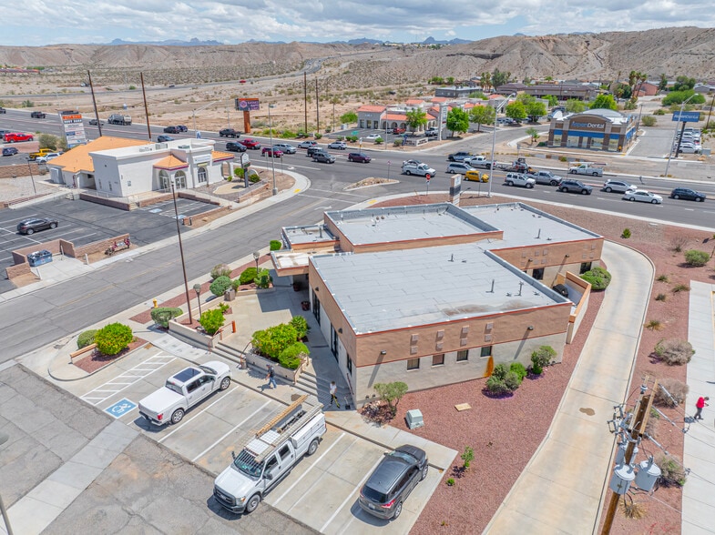 More Photos Of 3651 Highway 95, Bullhead City Bank For Lease