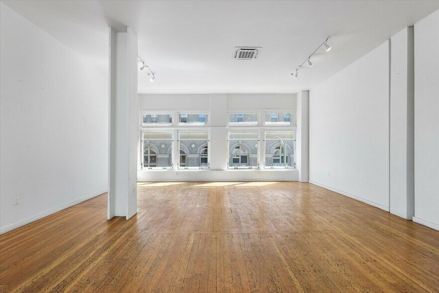 More Photos Of 272-274 14th St, Oakland Storefront Retail Office For Sale