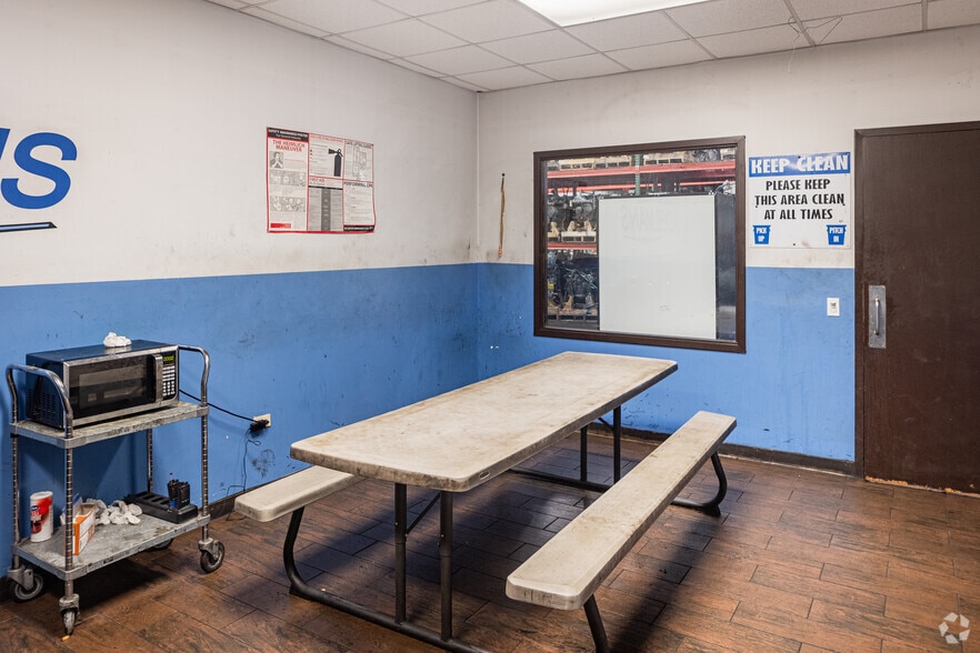 More Photos Of , Chicago Unknown For Sale