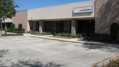 More Photos Of 567-585 Interstate Blvd, Sarasota Showroom For Lease