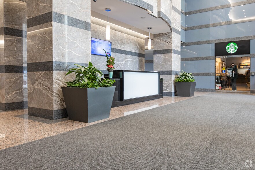 More Photos Of 525 University Ave, Toronto Office For Lease