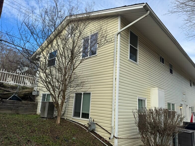 More Photos Of 3300-3374 Valley View Dr, Knoxville Apartments For Sale