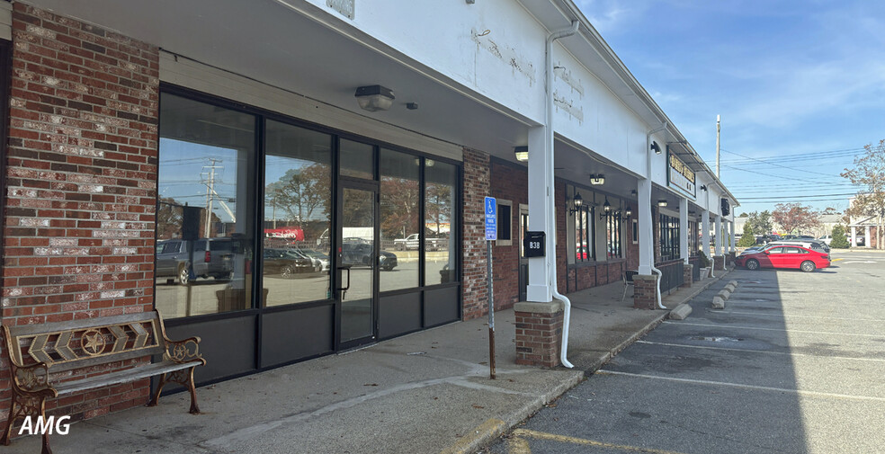 Primary Photo Of 489 Bearses Way, Hyannis Storefront Retail Office For Lease