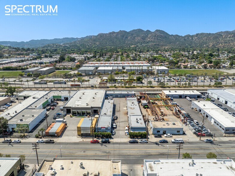 More Photos Of 10035-10043 Canoga Ave, Chatsworth Warehouse For Sale