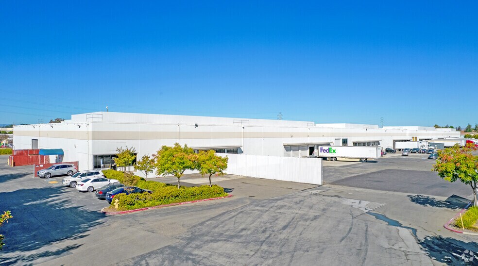 More Photos Of 881-897 Wrigley Way, Milpitas Manufacturing For Lease