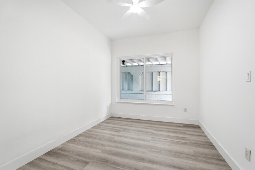 More Photos Of 340 NE 125th St, North Miami Office Residential For Sale