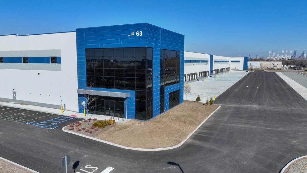 More Photos Of 63 Hook Rd, Bayonne Warehouse For Lease