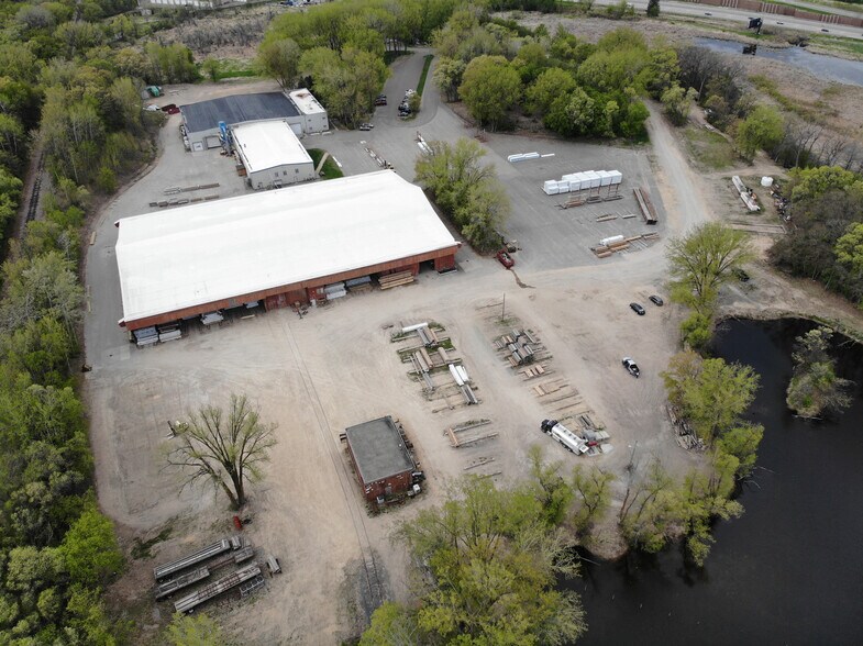 More Photos Of 4000 Labore Rd, Vadnais Heights Manufacturing For Sale