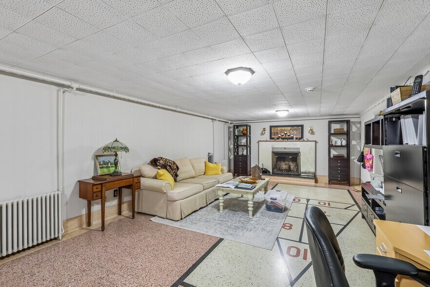 More Photos Of 836 Jacoby Rd, Copley Healthcare For Sale