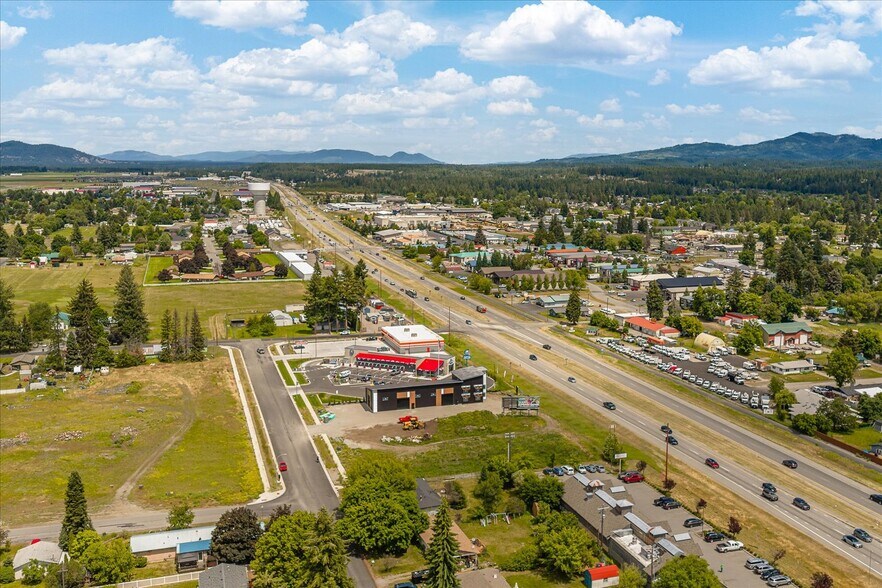 More Photos Of 9878 Kirkpatrick st, Hayden Office For Sale