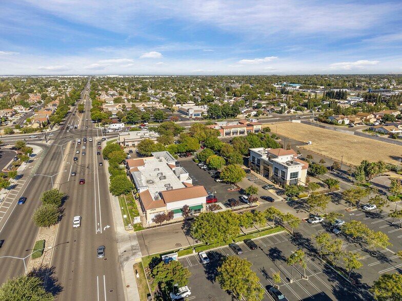 More Photos Of 2140 W Grant Line Rd, Tracy Office For Sale