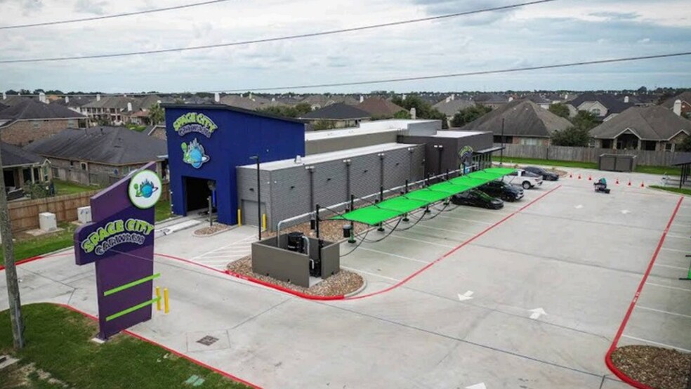 Primary Photo Of 17955 Huffmeister Rd, Cypress Carwash For Sale