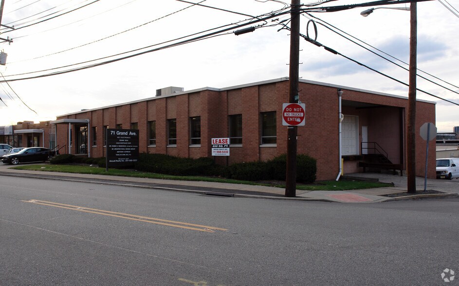 More Photos Of 71 Grand Ave, Palisades Park Office For Lease